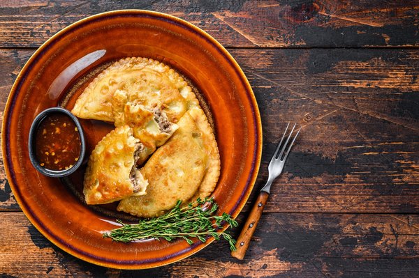 Comment préparer des empanadas argentins fourrés et savoureux ?