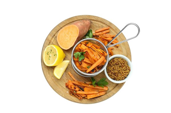 Quelles sont les techniques pour des frites maison croustillantes et moins grasses ?